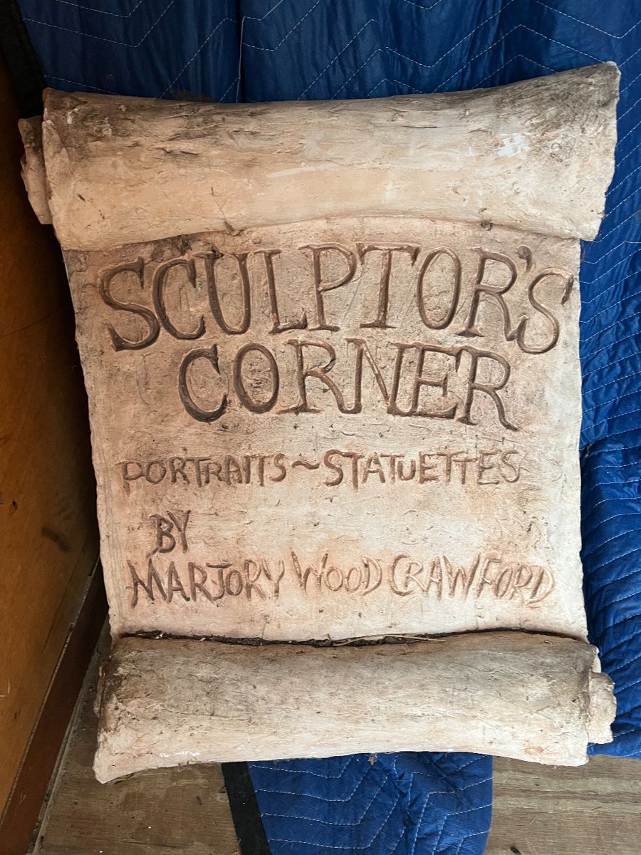 LIVE ESTATE AUCTION in Valparaiso, IN starts on 1/13/2024