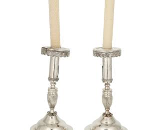 2049
18th century
A Pair Of Spanish Colonial Silver Candlesticks
Each appears unmarked
The silver candlesticks with chased and appliqué flourishes to bobèche and base apron, raised on three ball in claw feet, 2 pieces
Each: 12" H x 5" Dia.
45.2 oz. troy approximately
Estimate: $2,000 - $3,000