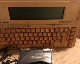 Canon StarWriter 30 computerized / laptop typewrite with FDD drive & LCD screen - MS-DOS compatible