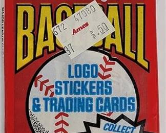 Lot 818   0 Bid(s)
1991 Fleer Baseball Card Unopened Pack