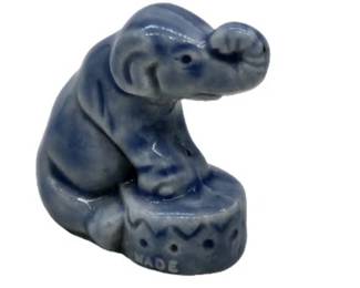 Lot 067   0 Bid(s)
Ceramic Mini Blue Circus Elephant By Wade Made In England