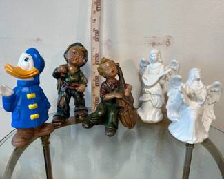 Donald Duck Children And Angel Sculpture Decor
