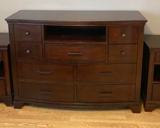 Universal Furniture Avery Dresser And Nightstands