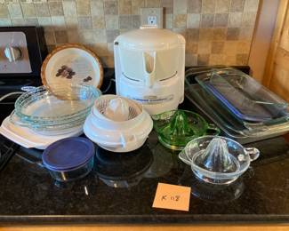 Supreme JUICERator juicer and other kitchen supplies