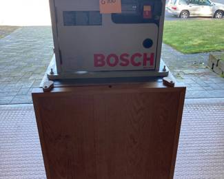 Bosch RA1171 router with cabinet and dust cover