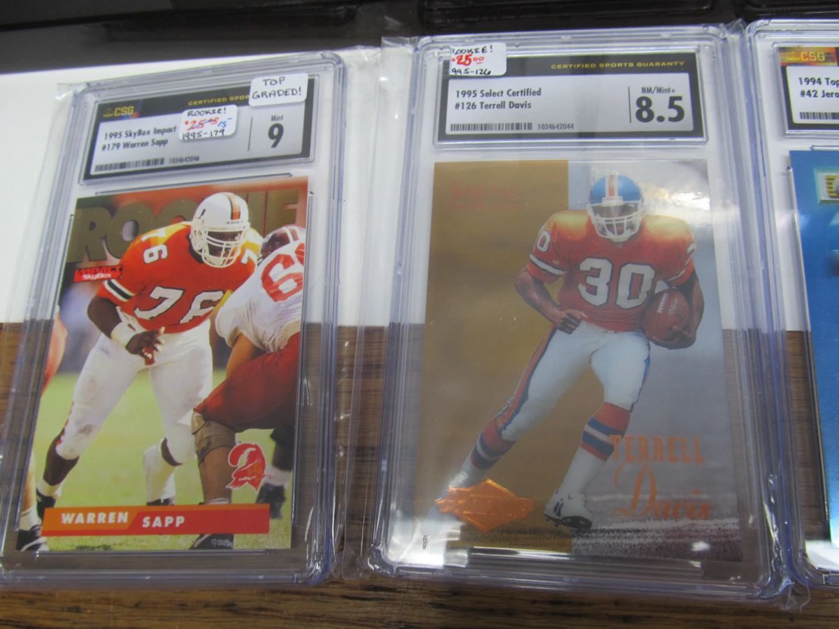 Little Canada Sports Card & Coin Shop Liquidation... starts on 11/24/2023