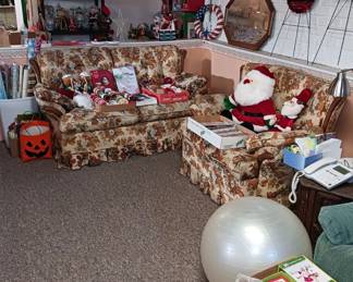 Great Vintage Loveseat and Chair. Perfect for a Cabin!