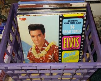 33 rpm Records Variety of Music. The Carpenters,  Elvis, Johnny Cash, Weather Disney etc.
