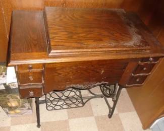 MINNESOTA SEWING MACHINE