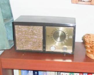 ZENITH RADIO