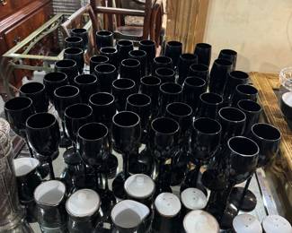 Black Wine Glasses