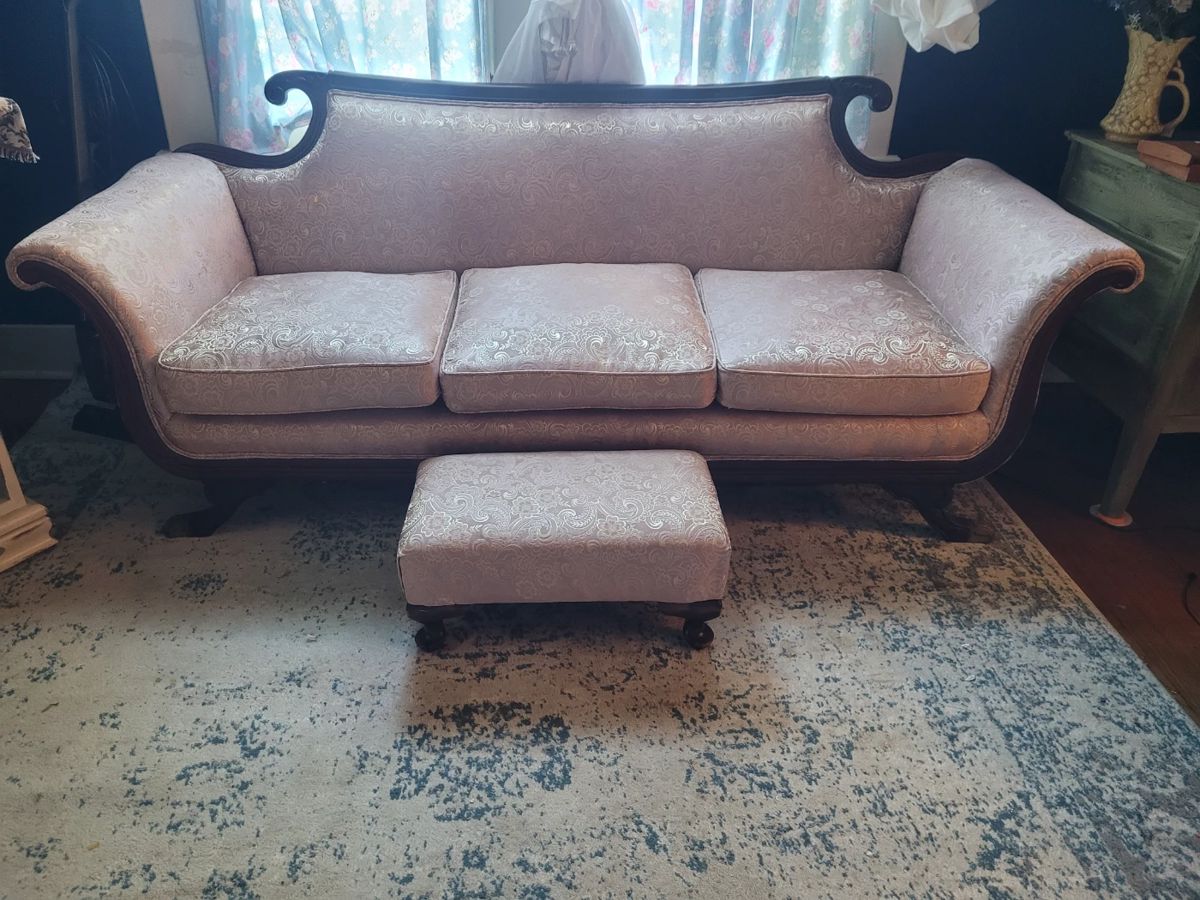 Antique Victorian couch 