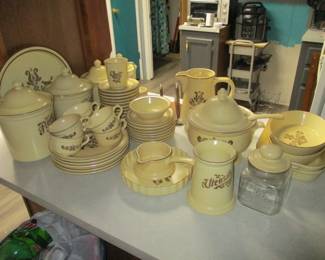 Pfaltzgraff Dinnerware 