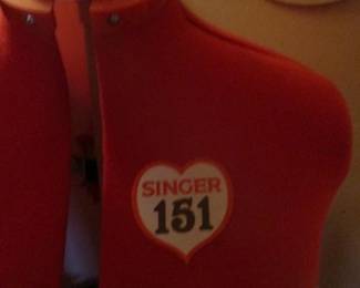 Singer 151 Adjustable Dress Form Model