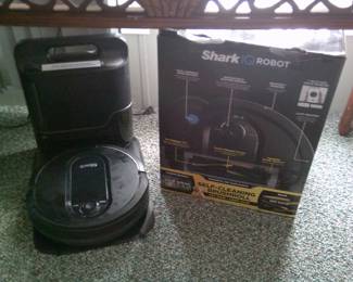 Shark IQ Robot