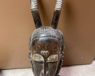 AFRICAN MASK on STAND 