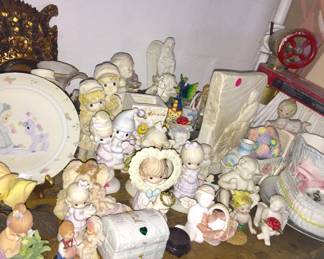 Precious Moments Figurines