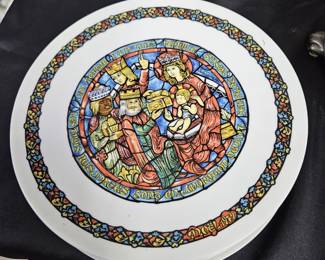 Limoge set of Xmas plates