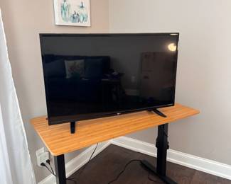 LG 43" flat screen TV (2016) no remote