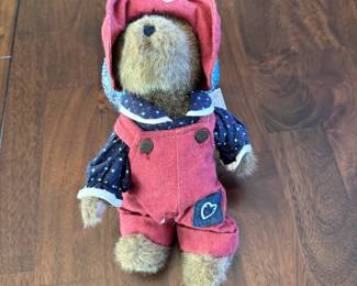 Boyds Bear Head Bean Collection with overalls and hat 10"