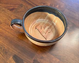 Pottery soup mug with flying WV West Virginia University logo 6"W