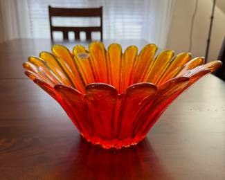 Blenko Glass Tangerine Amberina Daisy Sunflower Large Glass Bowl 6"H x 10"W