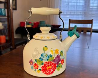 Pioneer Woman enamel on steel Blooming Bouquet tea kettle, 2 quart