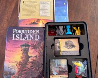 Forbidden Island game in tin, new