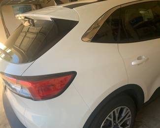 2021 FORD ESCAPE STILL UNDER WARRANTY  3400 MILES ONE OWNER EXCELLENT CONDITION...THE CAR IS OFFERED FOR PRE SALE