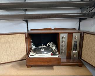 Vintage GE Radio, Record Player 