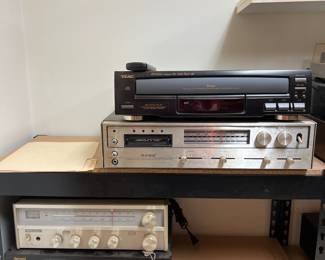 Vintage Stereo Equipment 