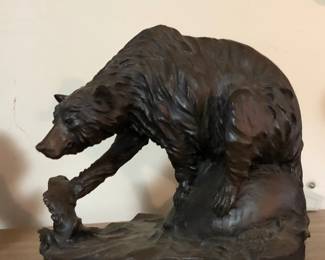 Wildlife Bronze Bear