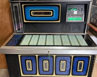 Vintage Rock-Ola Juke Box -- works, but has been sitting idle for sometime