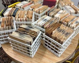 Lots of 1960s and 1970s 45’s