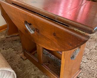 Heart Side table with sides down