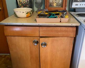 Vintage decor & caninwt