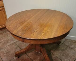 Table that goes with 6 chairs for $300