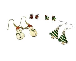 Lot 35   0 Bid(s)
4 Sets of Christmas Pierced Earrings