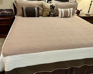 Stearns and Foster King size mattress, and boxspring, like new.