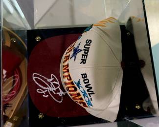 AUTOGRAPHED EMMIT SMITH SUPERBOWL HAT