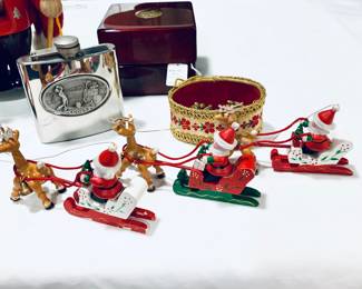 VINTAGE ORNAMENTS 