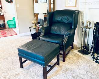 CLASSIC LEATHER CHAIR AND OTTOMAN 