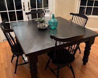 Amish Hand Carved Solid Oak Kitchen Table! 