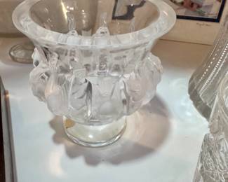 Lalique Crystal Vase Dampierre 