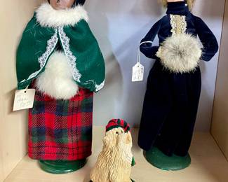 Byer’s Choice Carolers