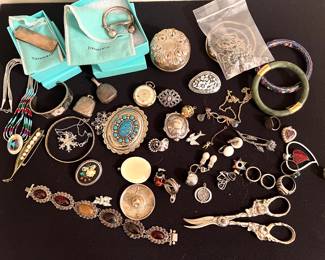 Lots of sterling silver jewelry with some nice gold pieces, Tiffany & Co pieces