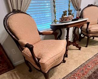 Super-comfortable chairs with silk fabric. 