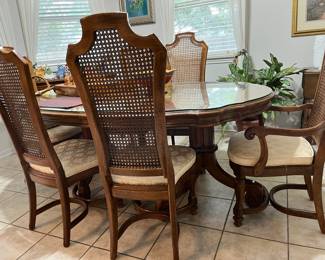 Dining set with 8 chairs, two extra leaves: matches sidebar
