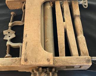 Vintage laundry wringer