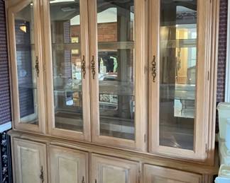 China display cabinet 